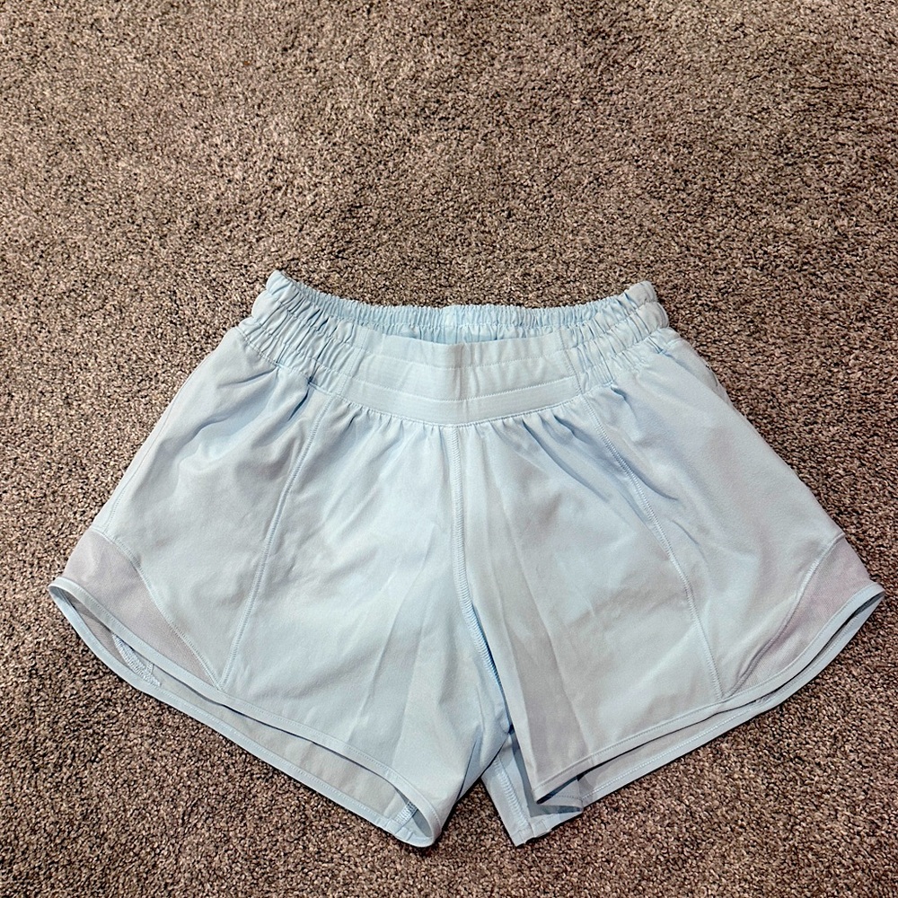 Lululemon Hottty Hot Low-Rise Lined Shorts 4”
